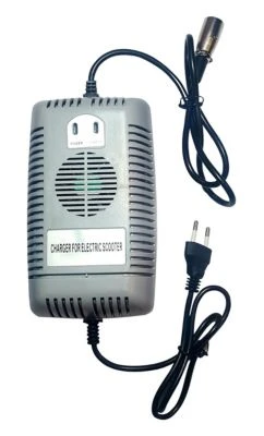 Lineup24 Ladegerät 3-Polig 48V 2,5A Für Elektoscooter Grau